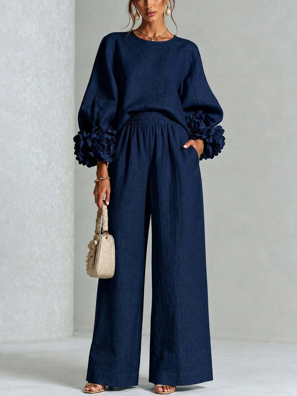ROSALIE | Completo a due pezzi con polsini floreali